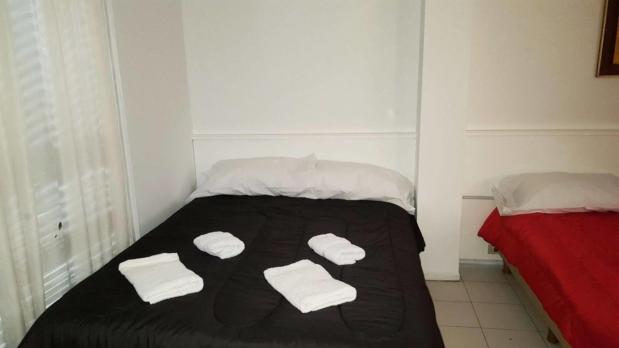Cels Andins Ξενοδοχείο Μεντόζα Εξωτερικό φωτογραφία