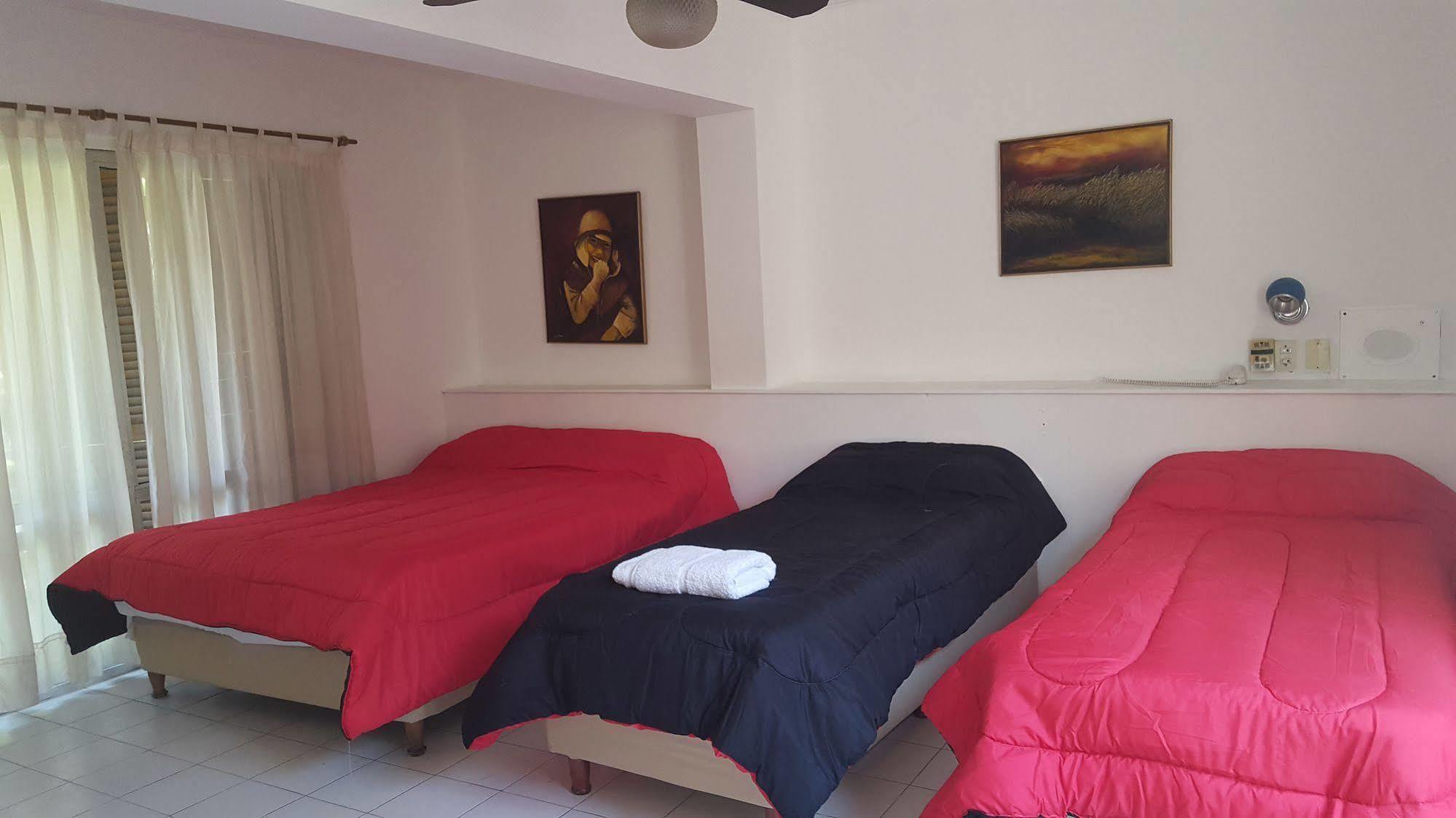 Cels Andins Ξενοδοχείο Μεντόζα Εξωτερικό φωτογραφία